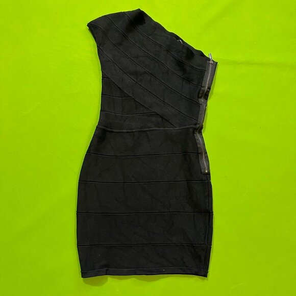 Marciano Dresses & Skirts - Small‎ Guess by Marciano one shoulder bodycon dress
